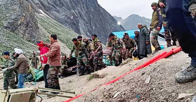 amarnath yatra 6 from jalpaiguri stuck