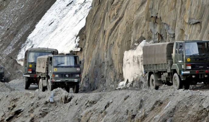 LADAKH 9 SOLDIERS KILLED